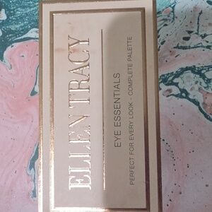 Ellen Tracy eye shadow palette